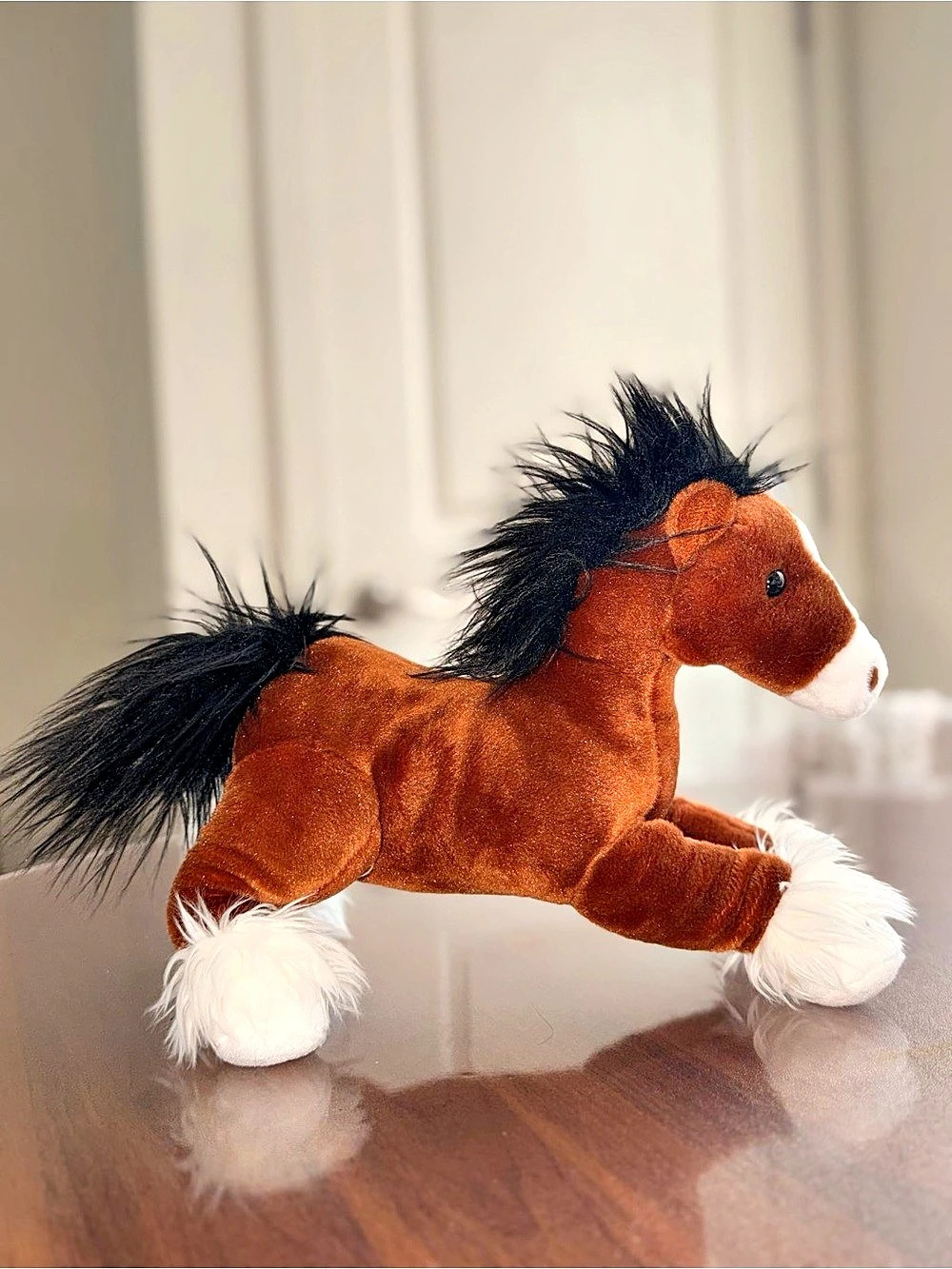 Aurora Plush Horse Stuffed Animal in Brown & White Like New